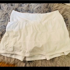 Lulu lemon white skirt pave rival tall size 6